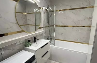 Long-Term Rental: 2-Room Apartment 52 m² with Balcony, Warsaw, Mokotów