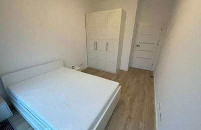 Long-Term Rental: 2-Room Apartment 53 m² with Balcony, Warsaw, Wola