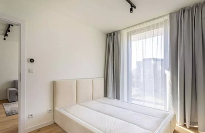 Long-Term Rental: 3-Room Apartment 45 m² with Balcony, Warsaw, Mokotów