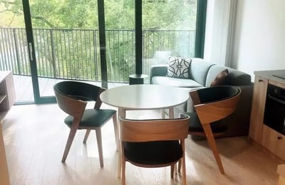 Long-term rental of a two-room apartment with a balcony at Browary Warszawskie, Wola, Warsaw