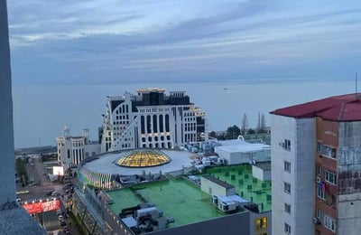 Long-term rental of a 2+1 apartment in Batumi on Kobaladze St. 8A