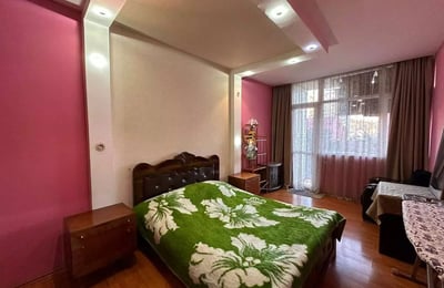 Long-term Rental of 2+1 Apartment on Chavchavadze St. 32, Batumi