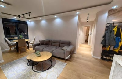 Long-term rental 3-room apartment in Belgrade, Vračar with balcony and parking space