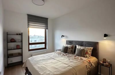 Alquiler a largo plazo de un apartamento de 3 habitaciones, 53 m², ul. Nocznickiego, Bielany, Varsovia
