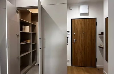 Alquiler a largo plazo de un apartamento de 3 habitaciones, 53 m², ul. Nocznickiego, Bielany, Varsovia