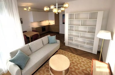 Долгосрочная аренда 2-комнатной квартиры, 50 м², ул. Kolejowa, Wola, Варшава