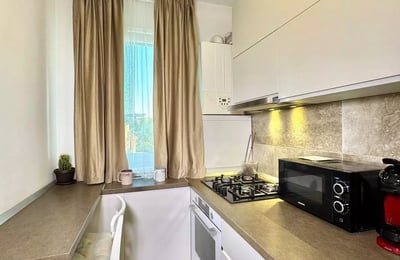 Long-term rental, Bucharest, Dudu: two-room apartment with a balcony and forest view