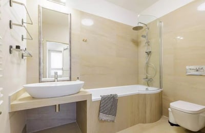 Long-term rental, Warsaw, Siedmiogrodzka St., Wola district: 3-room apartment with a balcony