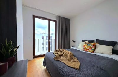 Long-term rental, Warsaw, Wilanów: 2-room apartment with a balcony