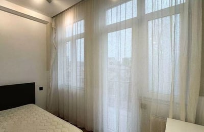 Long-term rental, Batumi: 2+1 apartment, 69 m²