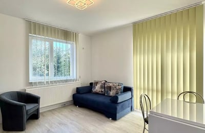 Долгосрочная аренда: двухкомнатная квартира с балконом, 1-й этаж, Dudu, Бухарест