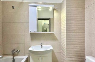 Long-term rental of a one-room apartment in Bucharest, "Militari Residence" complex