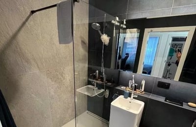 Long-term rental of a 3-rooms apartment in Warsaw, Wola district, ul. Karolkowa