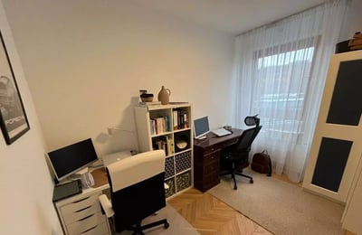 Long-term rental of a 3-rooms apartment in Warsaw, Wola district, ul. Karolkowa