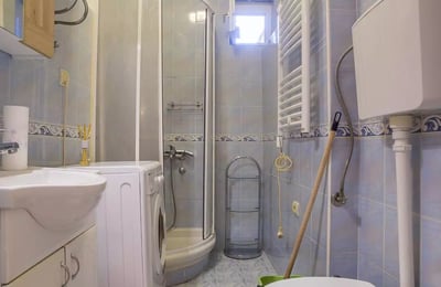 Долгосрочная аренда трехкомнатной квартиры в центре города, Белград