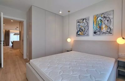 Long-term rental of a 2-rooms apartment in Warsaw, Mokotów district