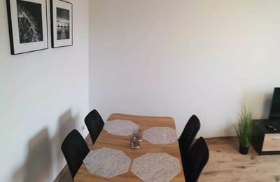 Alquiler a largo plazo de apartamento en Cracovia, distrito Czyżyny, calle Galicyjska