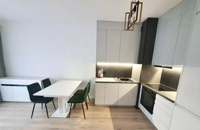 Long-term rental of a 3-rooms apartment in Warsaw, Mokotów district