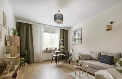 Alquiler a largo plazo de apartamento de 2 habitaciones en Varsovia, distrito Wola, calle Monte Cassino