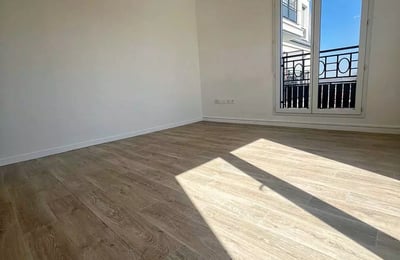 Long-term rental of a 3-room apartment with a terrace in Montfermeil, France