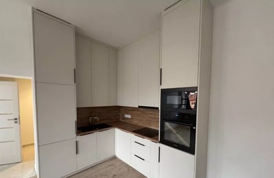 Долгосрочная аренда 2-комнатной квартиры в Кракове, район Stare Miasto, Польша