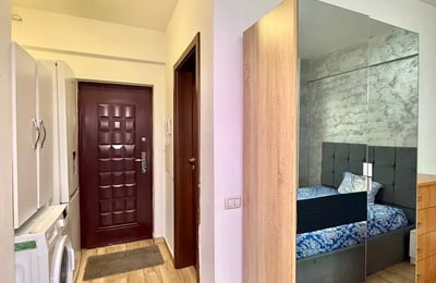 Alquiler a largo plazo de estudio de 1 habitación en Bucarest, complejo "Militari Residence", Rumanía