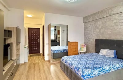 Alquiler a largo plazo de estudio de 1 habitación en Bucarest, complejo "Militari Residence", Rumanía