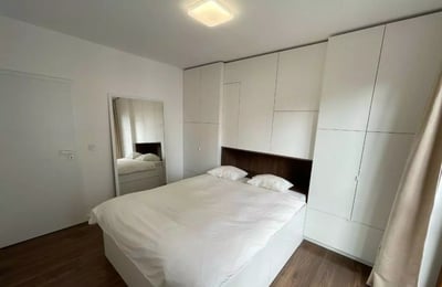 Long-term rental of a 2-room apartment in Warsaw, Wola district, Poland