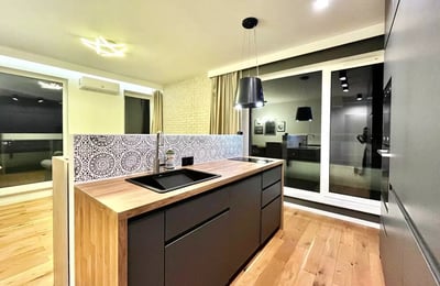 Long-term rental 45 m² apartment with 2 rooms and 2 balconies in Rembertów, Warsaw