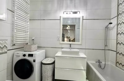 Long-term rental 51 m² apartment with 3 rooms, a balcony, and parking in Bemowo, Warsaw