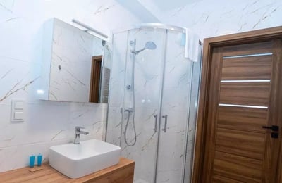 Long-term rental 21 m² high-standard apartment with 1 room and a courtyard in Prądnik Czerwony, Kraków