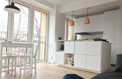 Long-term rental 54 m² apartment with 2 rooms, a balcony, and modern amenities in Prądnik Biały, Kraków