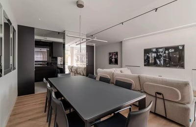 Spacious designer apartment for long-term rent with Sagrada Familia view in Barcelona