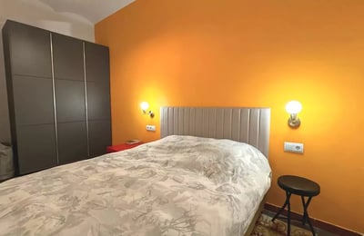 Long-term rental apartment with 2 bedrooms, Eixample, Barcelona