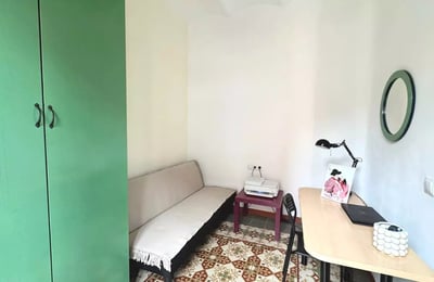 Long-term rental apartment with 2 bedrooms, Eixample, Barcelona