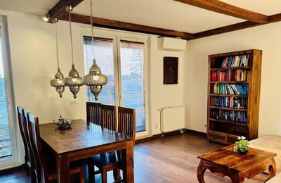 Alquiler a largo plazo apartamento amplio en una zona en desarrollo, Cracovia, Polonia