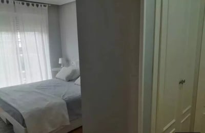 Long-term rental, spacious apartment with parking, San Juan Playa, Spain