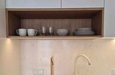 Alquiler a largo plazo: apartamento de 2 habitaciones en Wola, Varsovia, Polonia