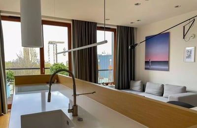 Long-term rental 2-room apartment in a gated complex, Mokotów, Warsaw