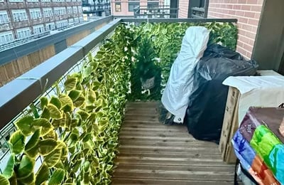 Long-term rental 2-bedroom apartment with balcony and parking in Courbevoie, France