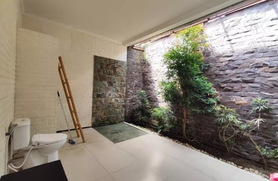 Long-term rental New villa with a gazebo and rice field view in, Ubud, Sayan, Indonesia