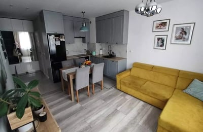 Long-term rental of a new 3-room apartment with parking and internet in Klecina, Wrocław