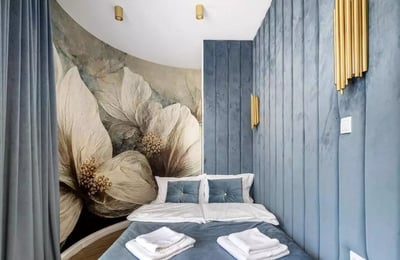 Long-term rental of a stylish apartment with a terrace in Wola (Warsaw), parking included