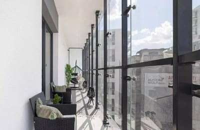 Long-term rental of a stylish apartment with a terrace in Wola (Warsaw), parking included