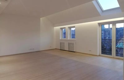 Long-term rental of a duplex penthouse in the center of Belgrade