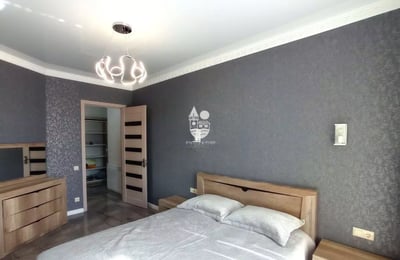 Alquiler a largo plazo de un apartamento en la zona del parque 6 de mayo, Batumi