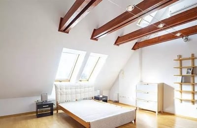 Long-term rental 220 m² house in a secured complex on Hufcowa St, Wrocław