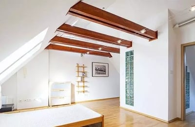 Long-term rental 220 m² house in a secured complex on Hufcowa St, Wrocław