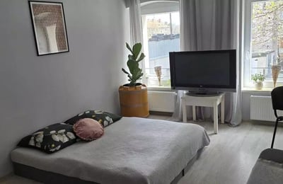 Long-term rental renovated 2-room 46 m² apartment on Kromera St, Wrocław