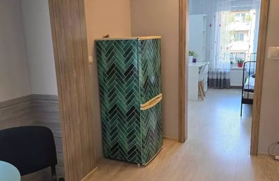 Long-term rental renovated 2-room 46 m² apartment on Kromera St, Wrocław